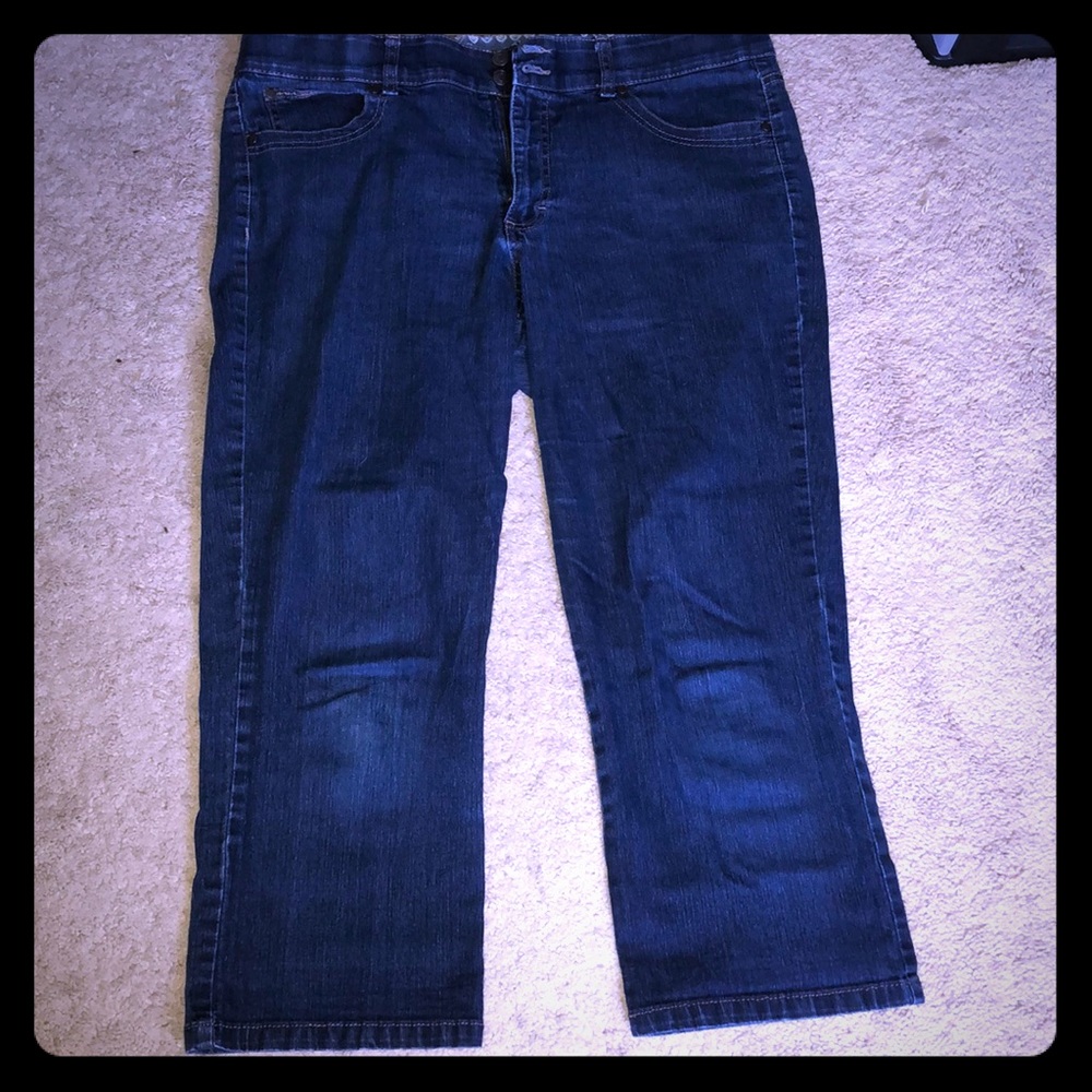 Women’s Denim Capris
